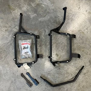 Рамки для крепления боковых кофров TRK702